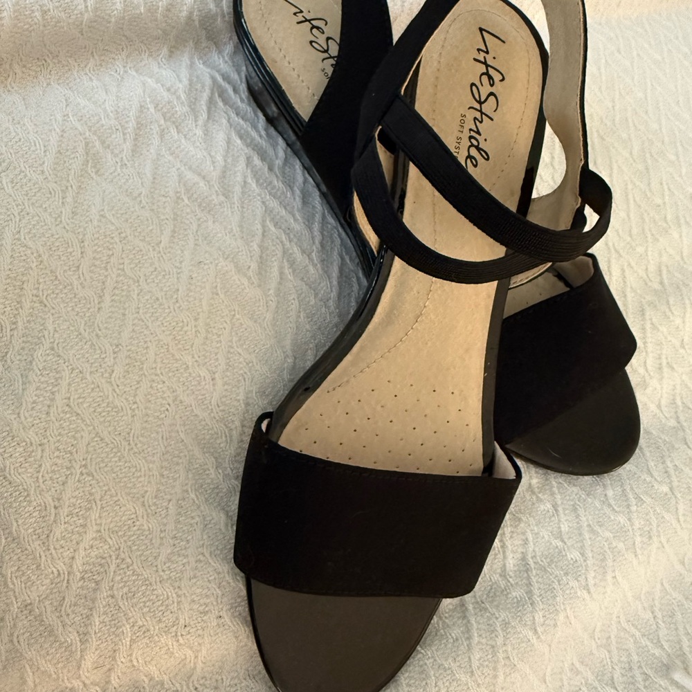 Life Stride Women's Elegant Black Comfort Wedge Sandals